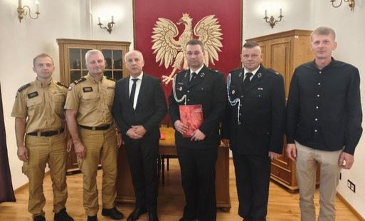 Zdjęcie do Jest porozumienie w sprawie włączenia OSP w Piotrowicach do Krajowego Systemu Ratowniczo &ndash; Gaśniczego