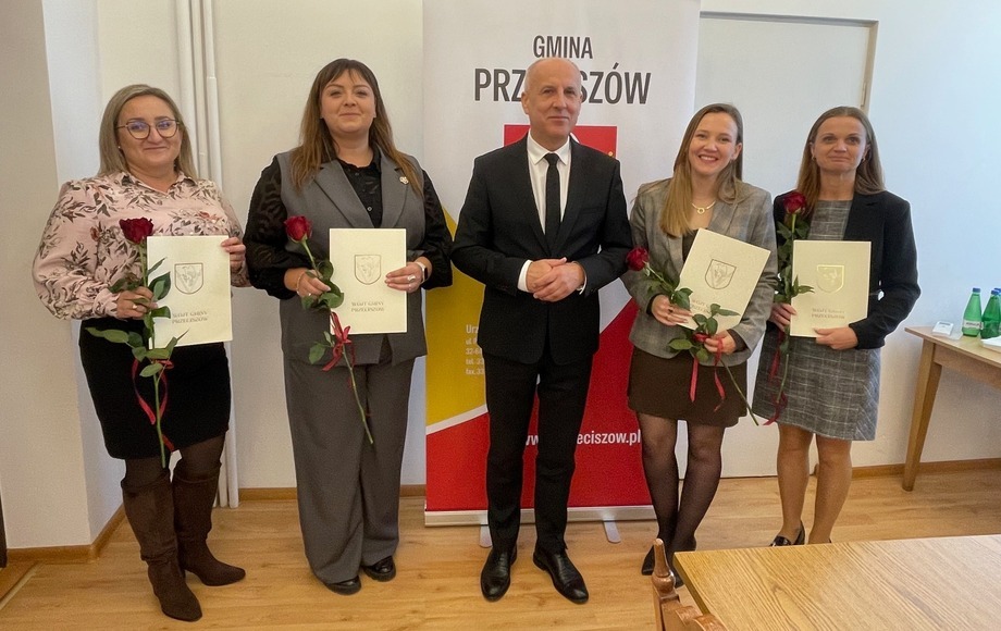 Wręczenie aktów nadania stopnia nauczyciela mianowanego w Przeciszowie